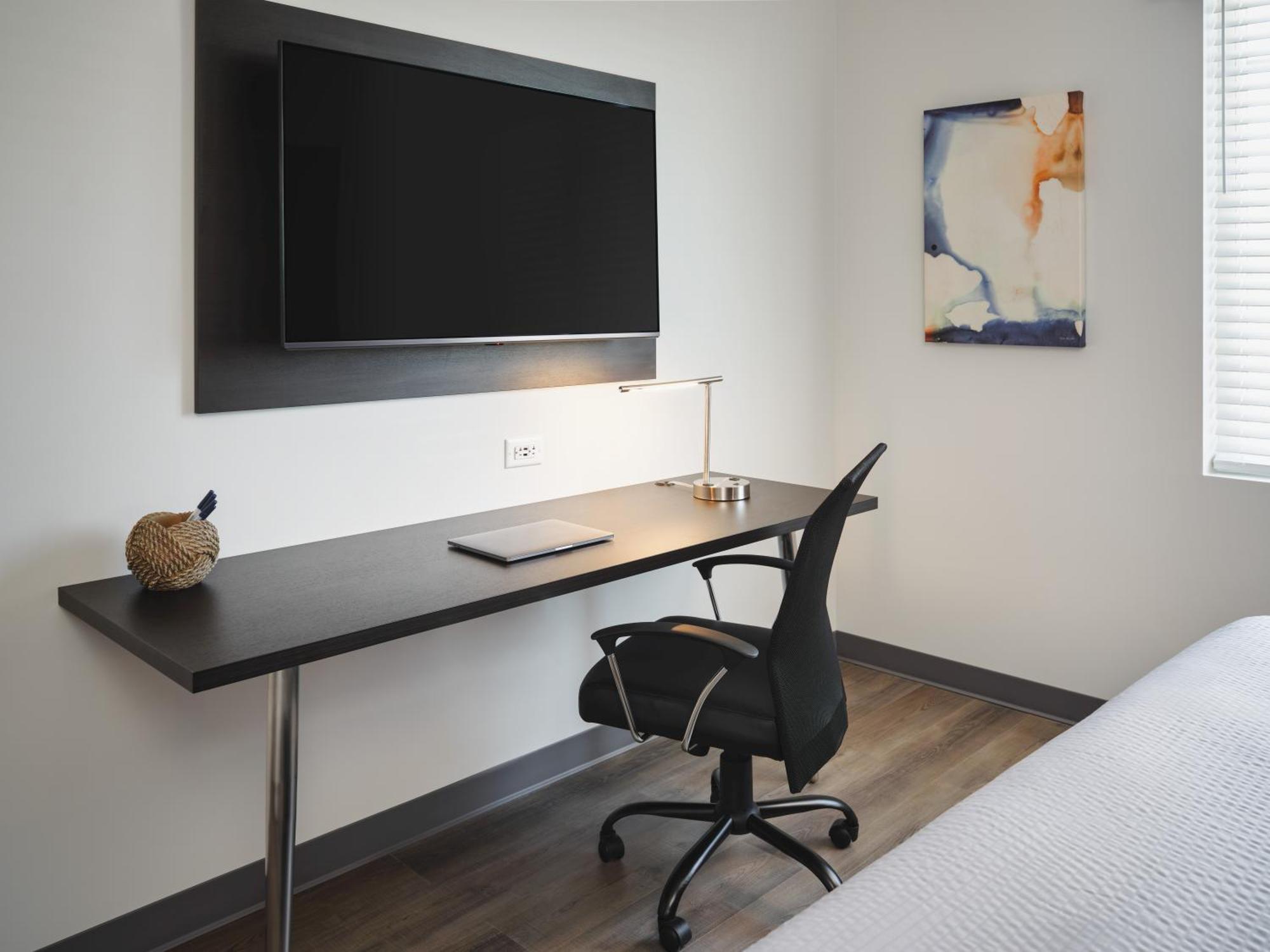 Stayapt Suites Порт Артър Екстериор снимка